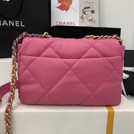 Chanel Handbag 19 - Image 7
