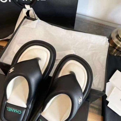 Chanel 22P Lambskin Padded Pool Thong Logo Black - Image 3