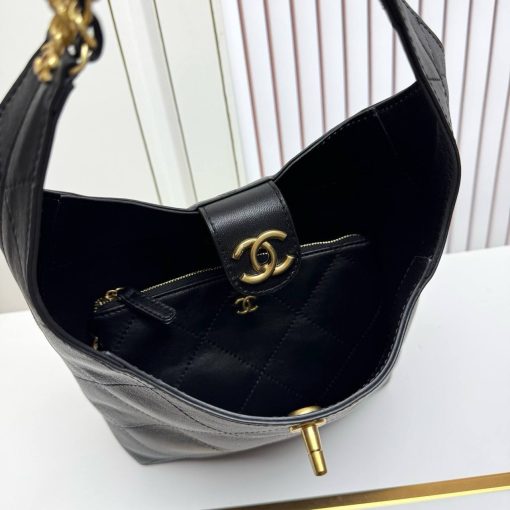 Chanel Black Lambskin Quilted Braided Chain Hobo Bag Aged Gold Hardware - Image 5