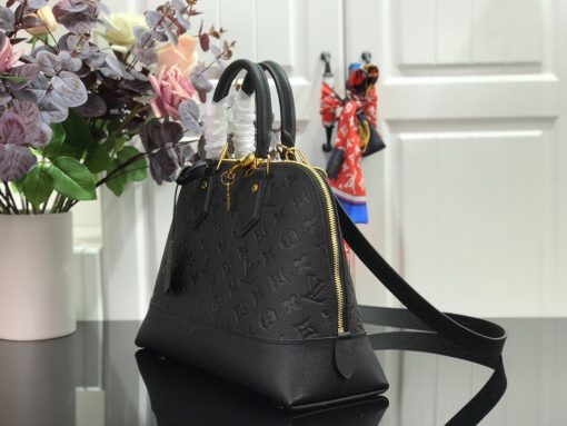 Louis Vuitton Coussin Mm 34Cm Khaki M20568 - Image 3