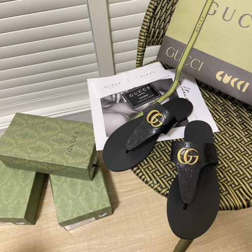 Gucci Gg-Stud Leather Thong Sandals Black - Image 5