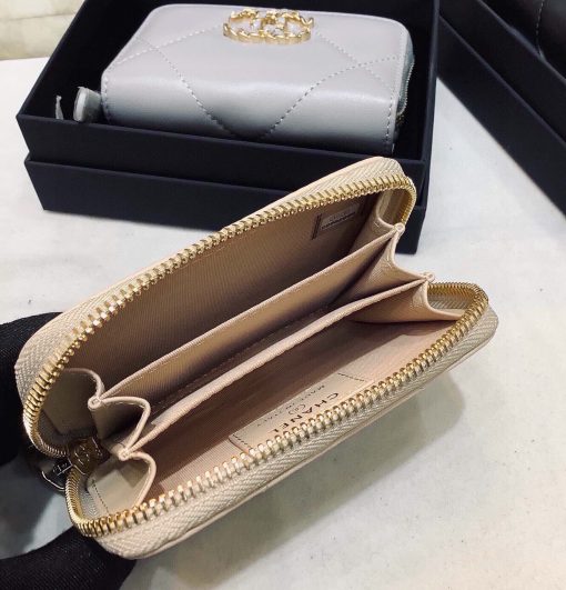 Chanel 19 Card Holder With Zipper Leather Cream Wallet - Image 4