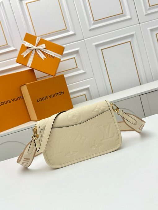 Louis Vuitton Diane Monogram Empreinte Leather Creame Beige 18Cm M46388 - Image 8