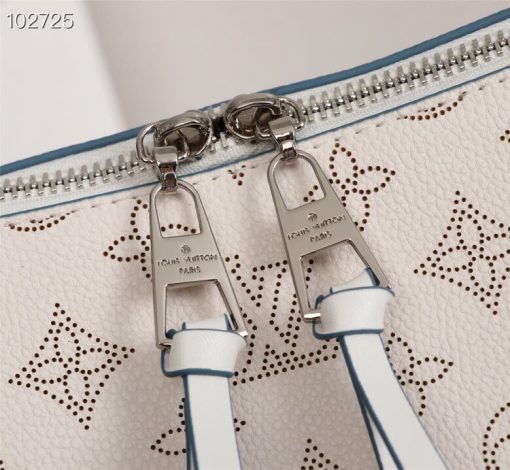 Louis Vuitton Beaubourg Hobo Mm White M58482 - Image 3