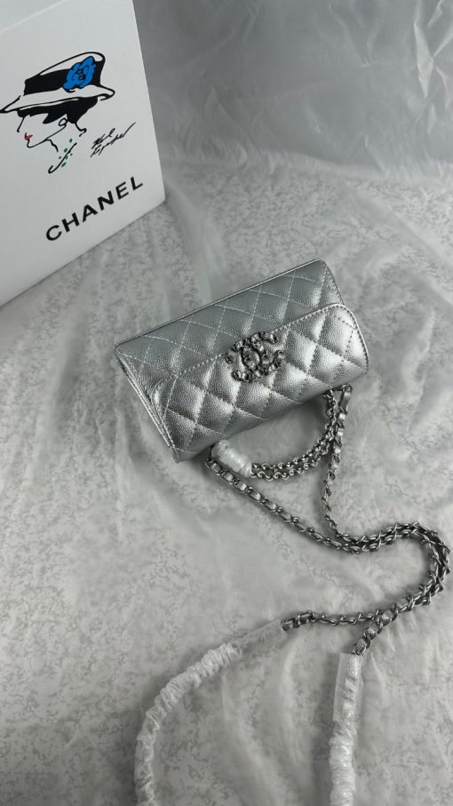 Chanel 23P Clutch With Chain Bag With Top Handle Silver 19Cm - Image 5