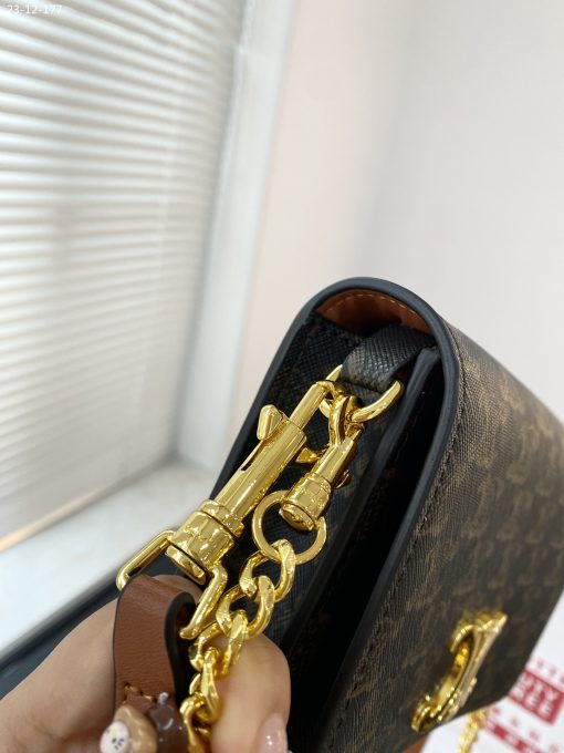 Celine Multipochette In Triomphe Canvas And Calfskin Tan 20Cm 10L972Dqb 04Lu - Image 8