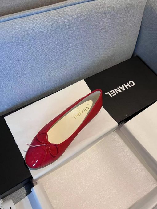 Chanel Cc Cap Toe Ballet Flats In Light Red Patent Leather - Image 7