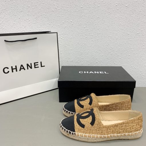 Chanel Cc Espadrilles Tweed Slip On Crinkled Beige - Image 3