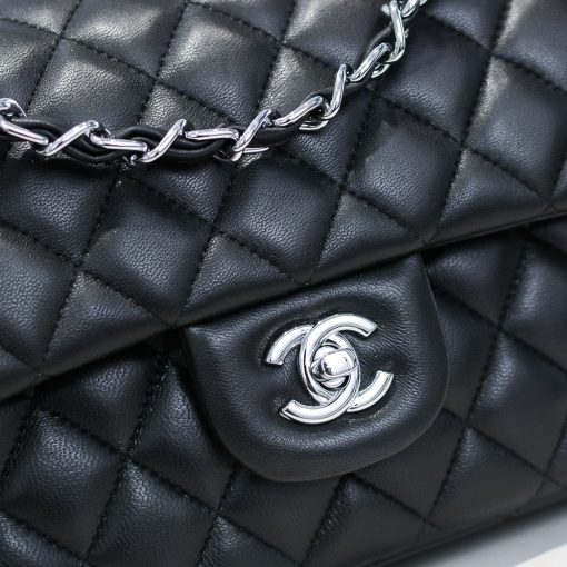 Chanel Classic Flap Bag Black Leather - Image 4