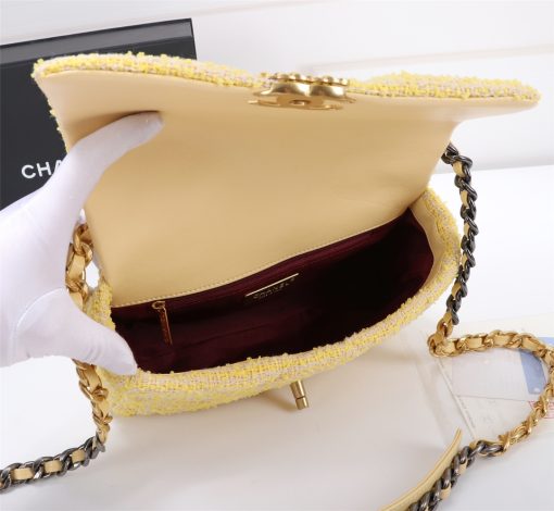 Chanel 19 Flap Bag Quilted Tweed Yellow 26Cm - Image 10