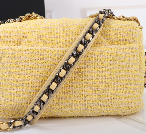 Chanel 19 Flap Bag Quilted Tweed Yellow 26Cm - Image 6