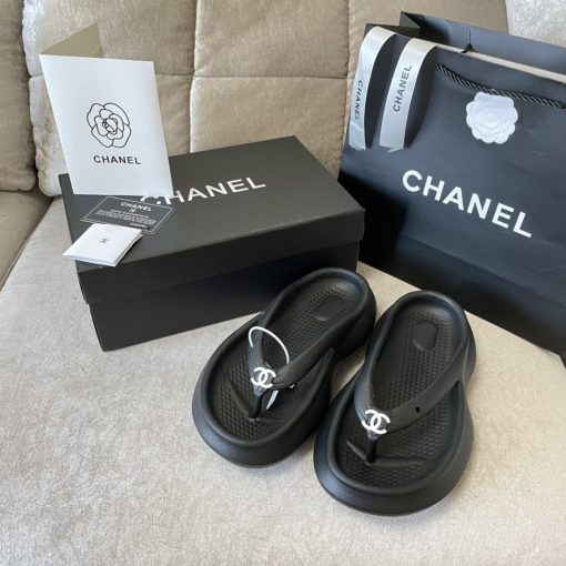 Chanel Flip Flop Sandals Black - Image 5