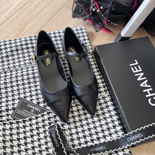 Chanel Pointed Toe Doll Shoes With Gold Flower In Black - Image 7