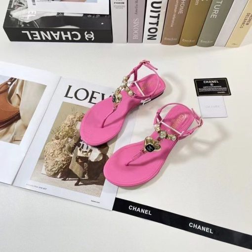 Chanel Shiny Lambskin Pearl Crystal Cc Heart Thong Sandals Pink - Image 2