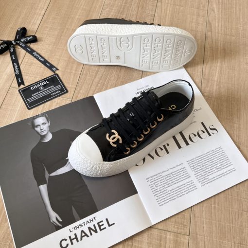 Chanel Women's Sneakers Cc Trainers In Black - Image 8