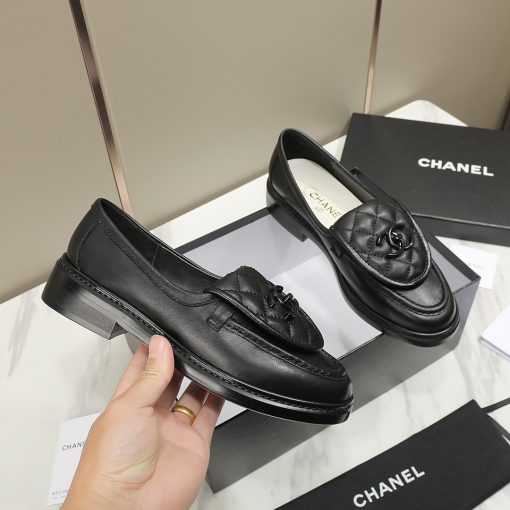 Chanel Cc Nib Turnlock Moccasins Flat Loafers Black - Image 4