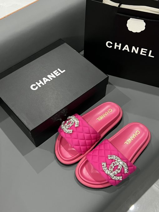 Chanel Cc Slippers Studded Pink - Image 10