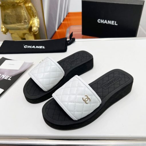 Chanel Cc Quilted Platform Slides White - Image 4