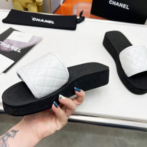 Chanel Cc Quilted Platform Slides White - Image 3