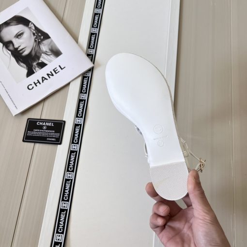 Chanel Sandals White G45258 - Image 5