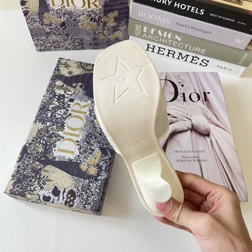 Dior Women Dio(R)Evolution Heeled Slide Quilted Cannage Calfskin White Kdq730Cqc S12U - Image 5