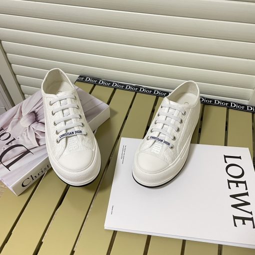 Dior Walk'N'Dior Platform Sneaker Calfskin Textured White Kck409Oly S03W - Image 5