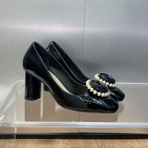 Dior Rose Pump Black White Resin Pearls - Image 4
