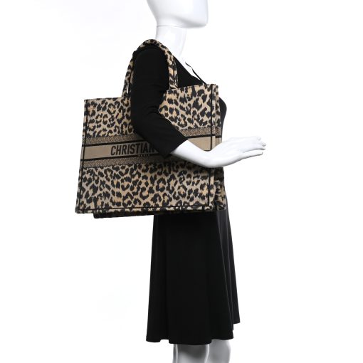 Christian Dior Canvas Mizza Large Leopard Book Tote Beige - Image 4