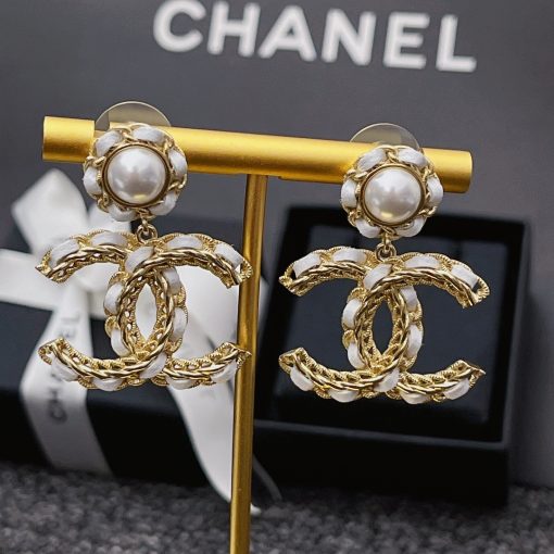 Chanel Cc With Red Flower Square Scarf Beige 90Cm - Image 4