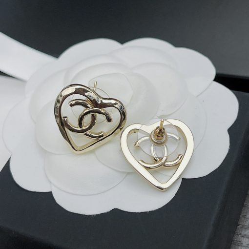 Saint Laurent Uptown Chain Wallet In Grain De Poudre Embossed Black 19Cm 6077881Gf0J1000 - Image 6