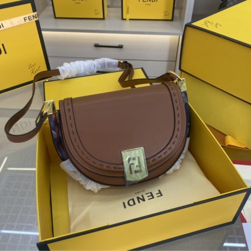 Fendi Moonlight Crossbody Bag Brown 25Cm - Image 3