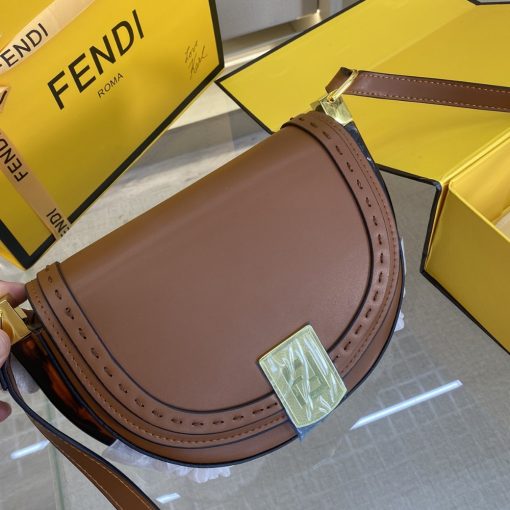 Fendi Moonlight Crossbody Bag Brown 25Cm - Image 6