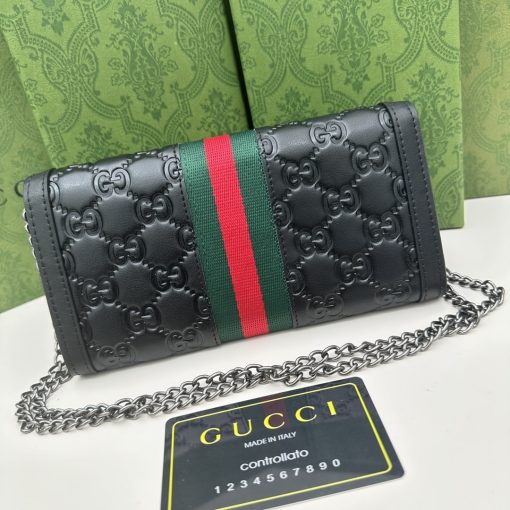 Gucci Women's Dionysus Gg Supreme Chain Bag Black 19Cm - Image 4