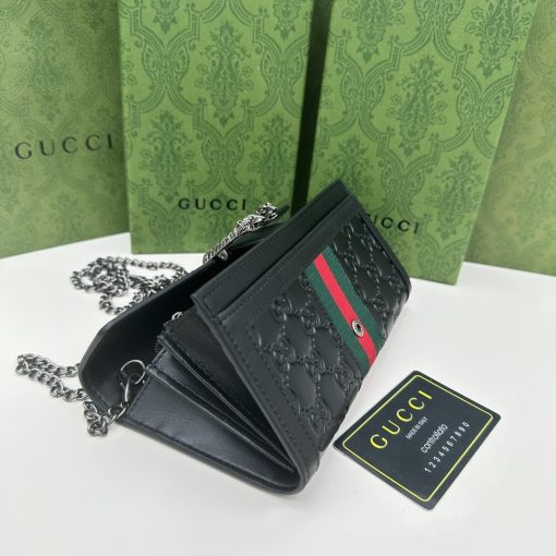 Gucci Women's Dionysus Gg Supreme Chain Bag Black 19Cm - Image 6