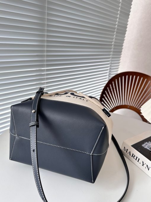 Gucci Shoulder Bag With Gucci Print Black 23Cm - Image 6