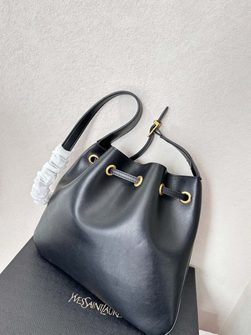 Saint Laurent Paris Vii Flat Hobo Bag In Smooth Leather Bag Black 23Cm - Image 7