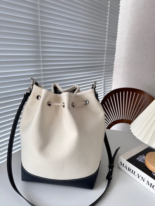 Gucci Shoulder Bag With Gucci Print Black 23Cm - Image 8