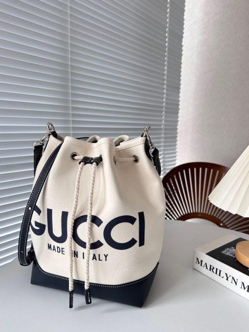 Gucci Shoulder Bag With Gucci Print Black 23Cm - Image 9