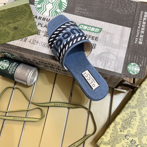 Gucci Women's Slide Sandal With Gucci Script Light Blue Denim 771589 Fack3 4609 - Image 2