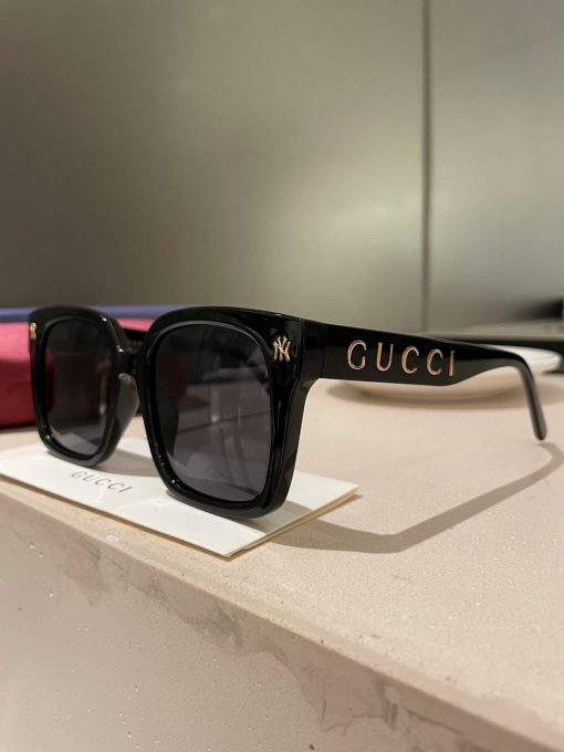Gucci Sunglasses Gucci Logo Black - Image 7