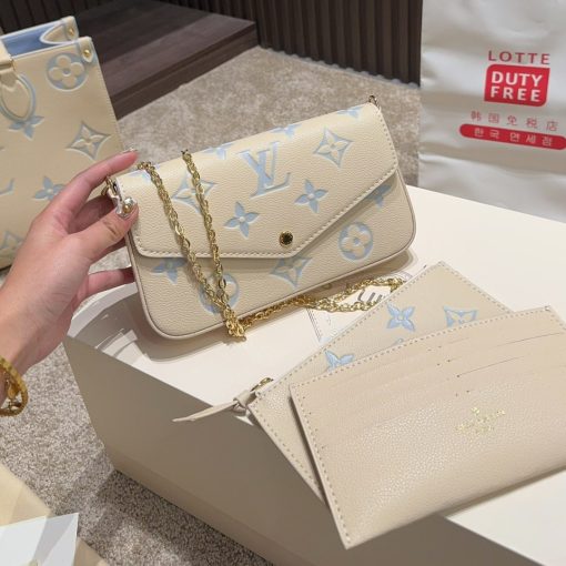 Louis Vuitton Felicie Pochette Bag Candy Blue 21Cm M83025 - Image 5