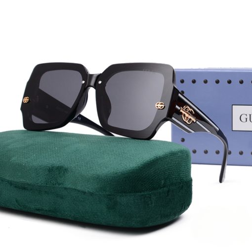 Gucci Gg Gradient Square Sunglasses With Line In Black - Image 2