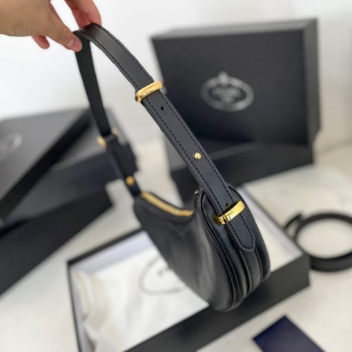 Prada Arqu Leather Shoulder Bag Black 23cm - Image 3