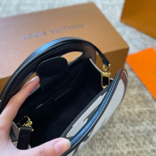 Louis Vuitton Around Me Pm Bag Black And White 22Cm M25109 - Image 5