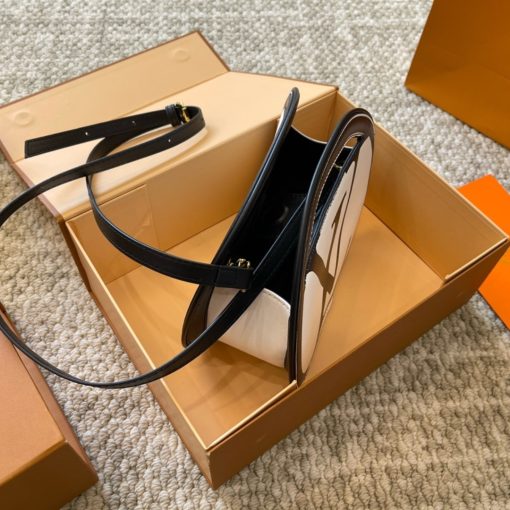 Louis Vuitton Around Me Pm Bag Black And White 22Cm M25109 - Image 6