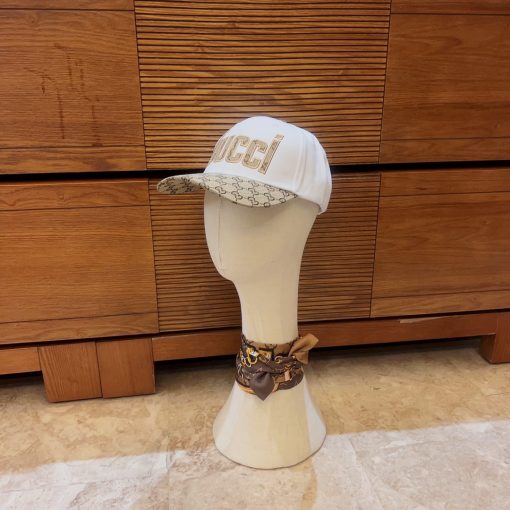 Gucci Letter GG Canvas Baseball Cap White - Image 4