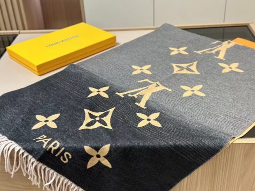 Louis Vuitton Gold And Diamond Earrings Q96495 - Image 6