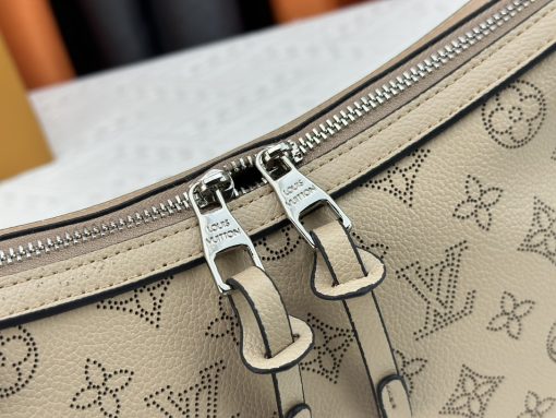 Louis Vuitton Hand It All Pm Galet 29Cm M24255 - Image 5