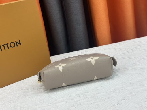 Louis Vuitton Cosmetic Pouch Pm Creme 17Cm M45951 - Image 5