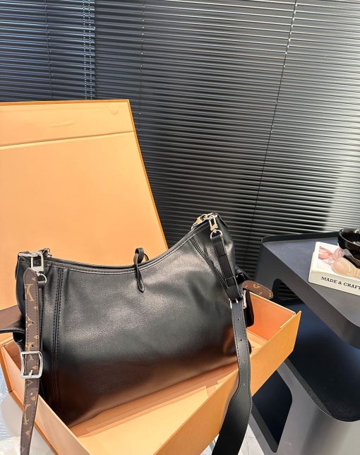 Louis Vuitton Carryall Cargo Pm Bag Black 33Cm M24861 - Image 8